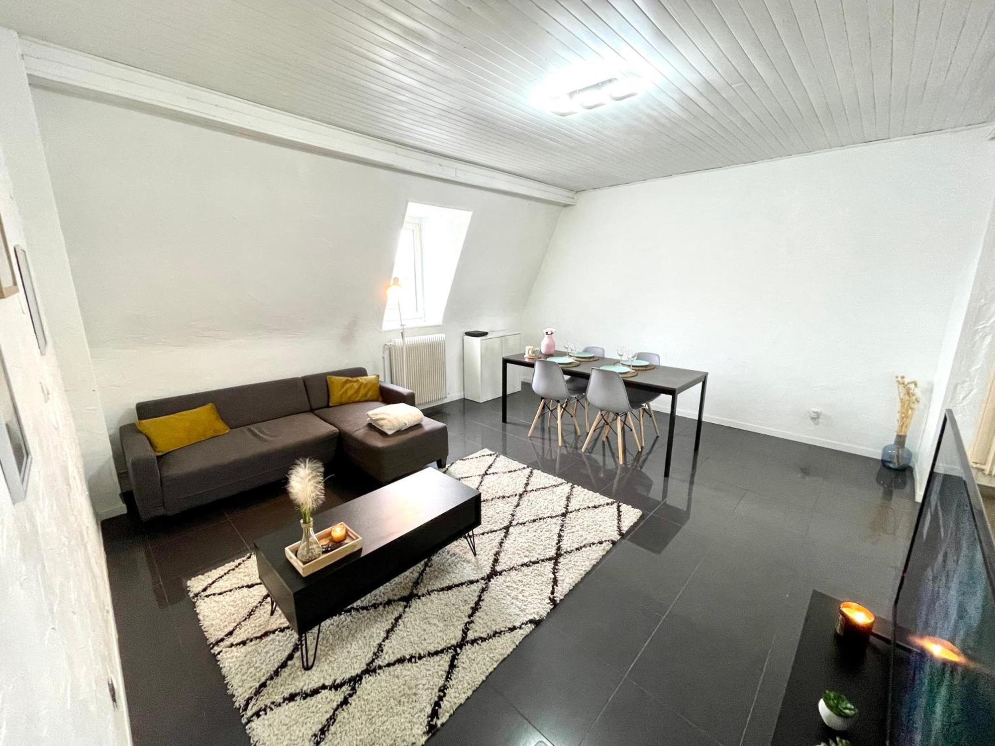 Appartement Duplex 90M2 - 3 Chambres - مُلووز المظهر الخارجي الصورة